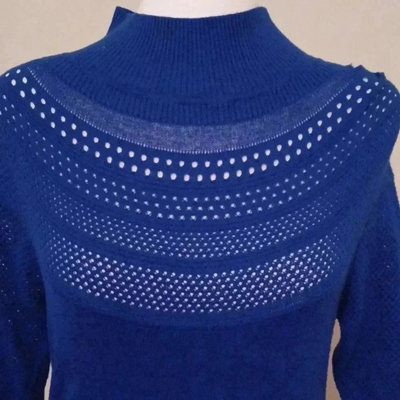 🌺Cache dark blue sweater with short sleeves - Picture 4 of 7